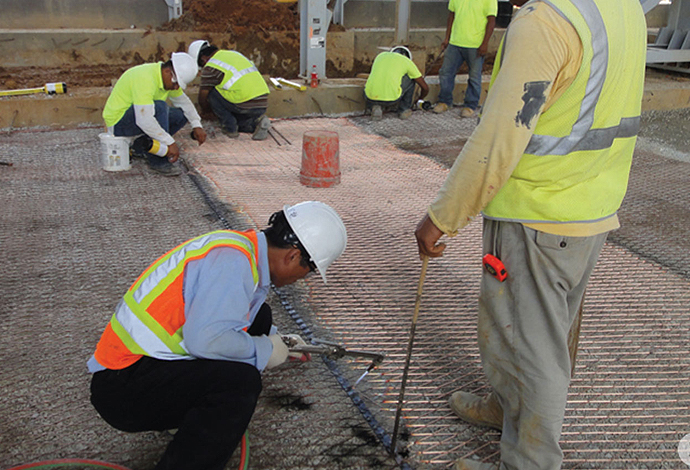 Underground Work Image